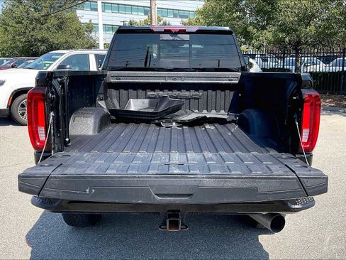 Used 2023 GMC Sierra 2500 Denali w/ Denali Ultimate Package image 32