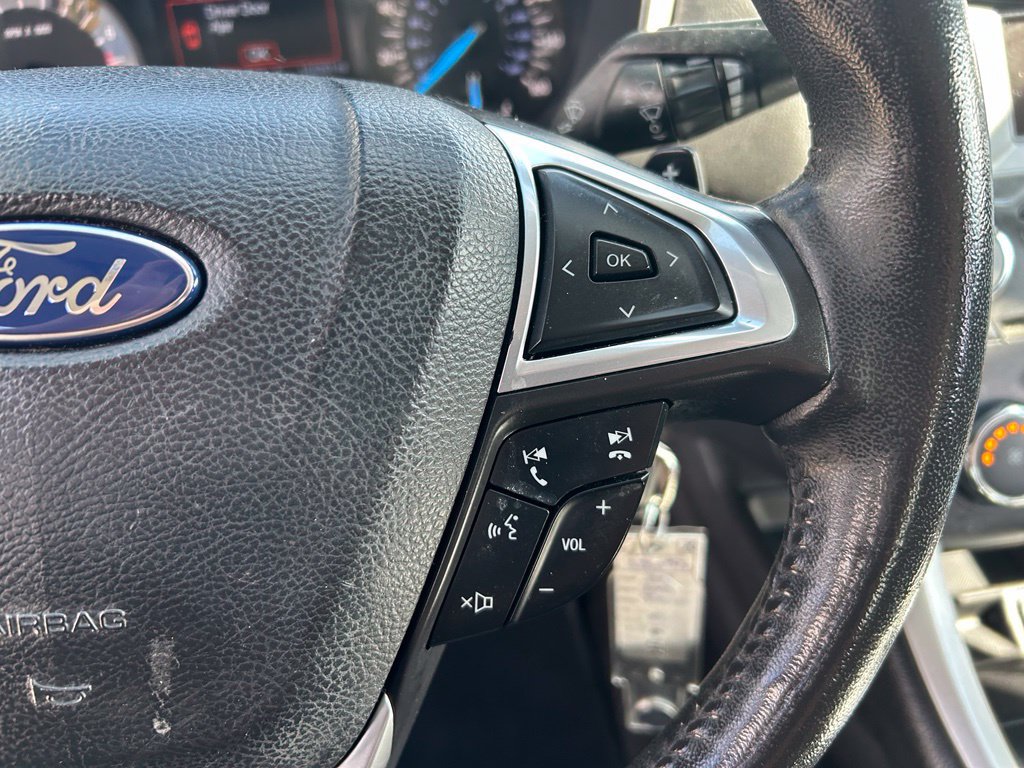 Used 2015 Ford Fusion SE w/ Equipment Group 201A FWD image 12
