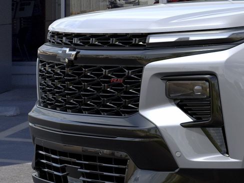 New 2026 Chevrolet Traverse RS w/ LPO, Floor Liner Package FWD image 13