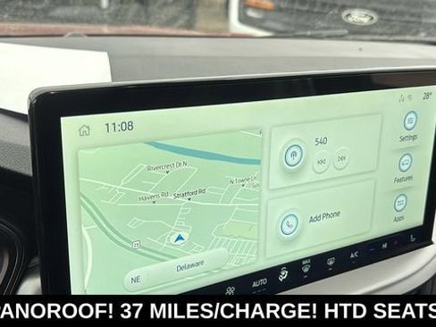 New 2026 Ford Escape SE FWD image 17