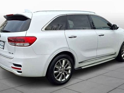 Used 2016 Kia Sorento SX image 8