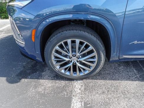 New 2026 Buick Enclave Avenir w/ Super Cruise Package FWD image 32