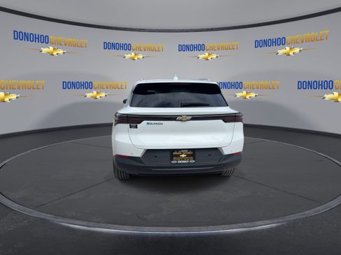 New 2026 Chevrolet Equinox EV LT image 10