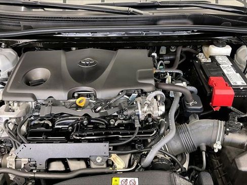 Used 2023 Toyota Camry LE image 9