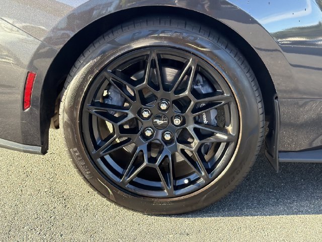 Used 2024 Ford Mustang GT Premium w/ GT Performance Package RWD image 17