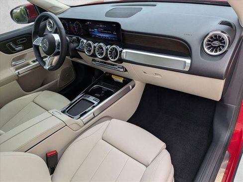 Certified 2026 Mercedes-Benz GLB 250 image 23