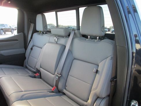 New 2026 GMC Sierra 1500 SLT w/ SLT Premium Plus Package image 13