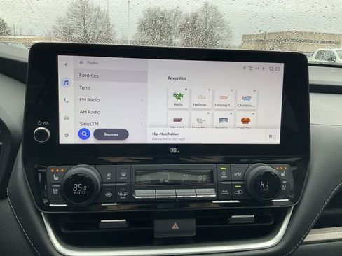 Used 2024 Toyota Grand Highlander Platinum image 13