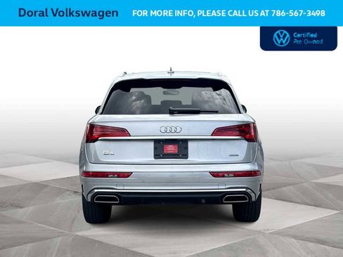 Used 2023 Audi Q5 2.0T Premium w/ Convenience Package image 7