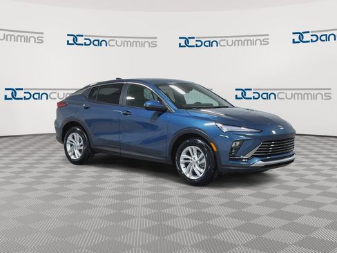 New 2026 Buick Envista Preferred w/ Convenience I Package image 2