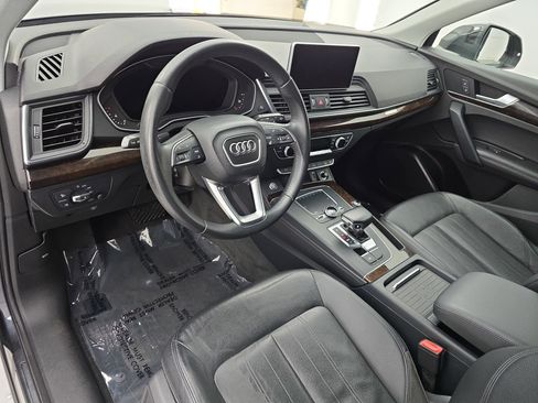 Used 2019 Audi Q5 2.0T Premium Plus w/ Premium Plus Package image 16