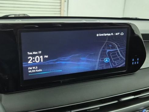 Used 2024 Hyundai Palisade Limited image 30