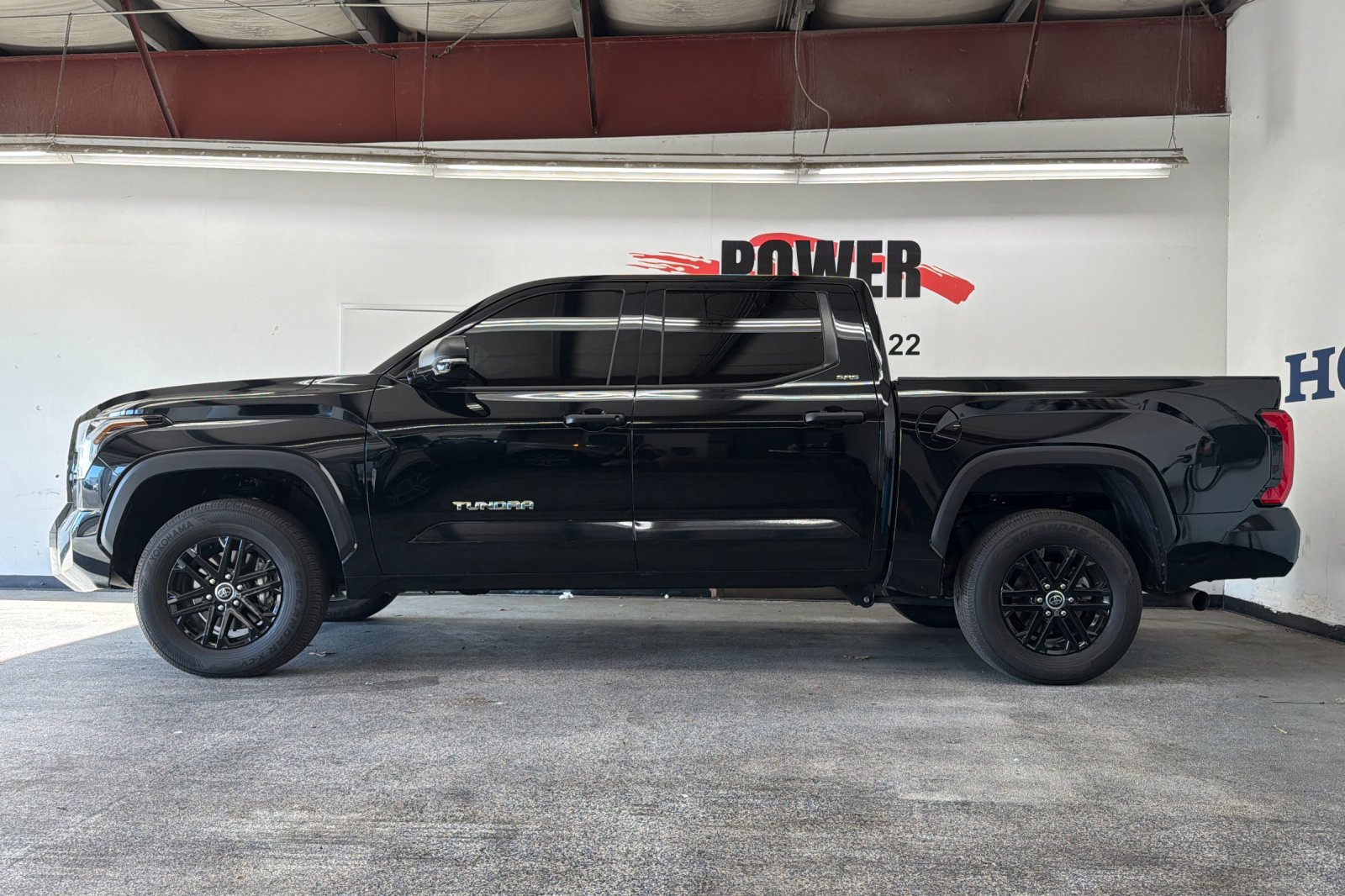 Used 2024 Toyota Tundra SR5 w/ SR5 Convenience Package AWD/4WD image 6