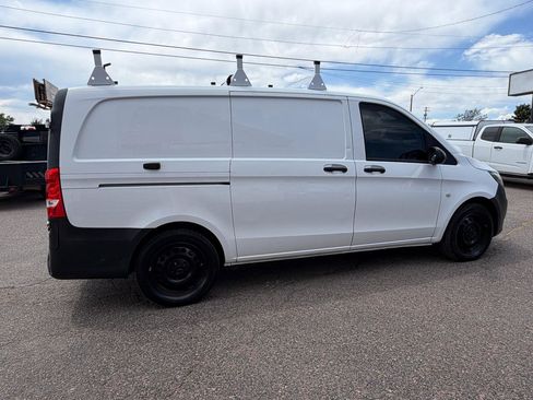 Used 2016 Mercedes-Benz Metris image 10