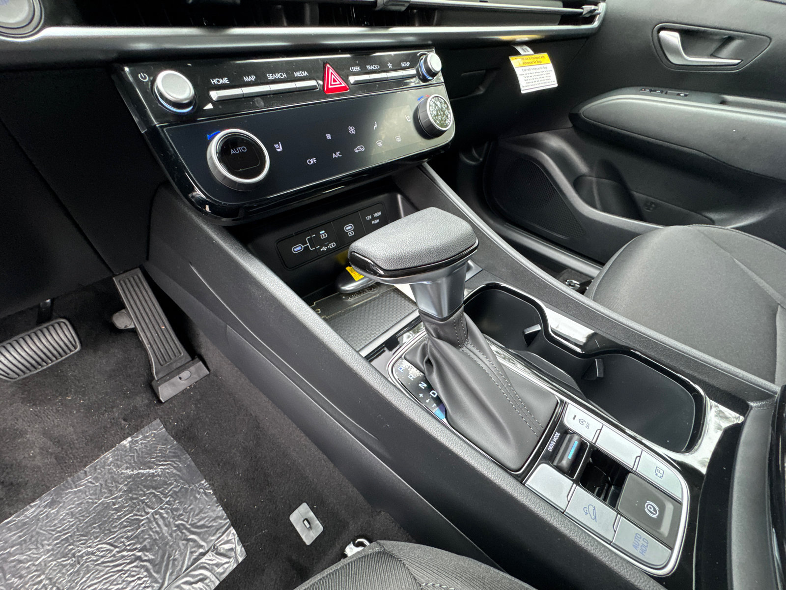 New 2026 Hyundai Tucson SEL Plus FWD image 32