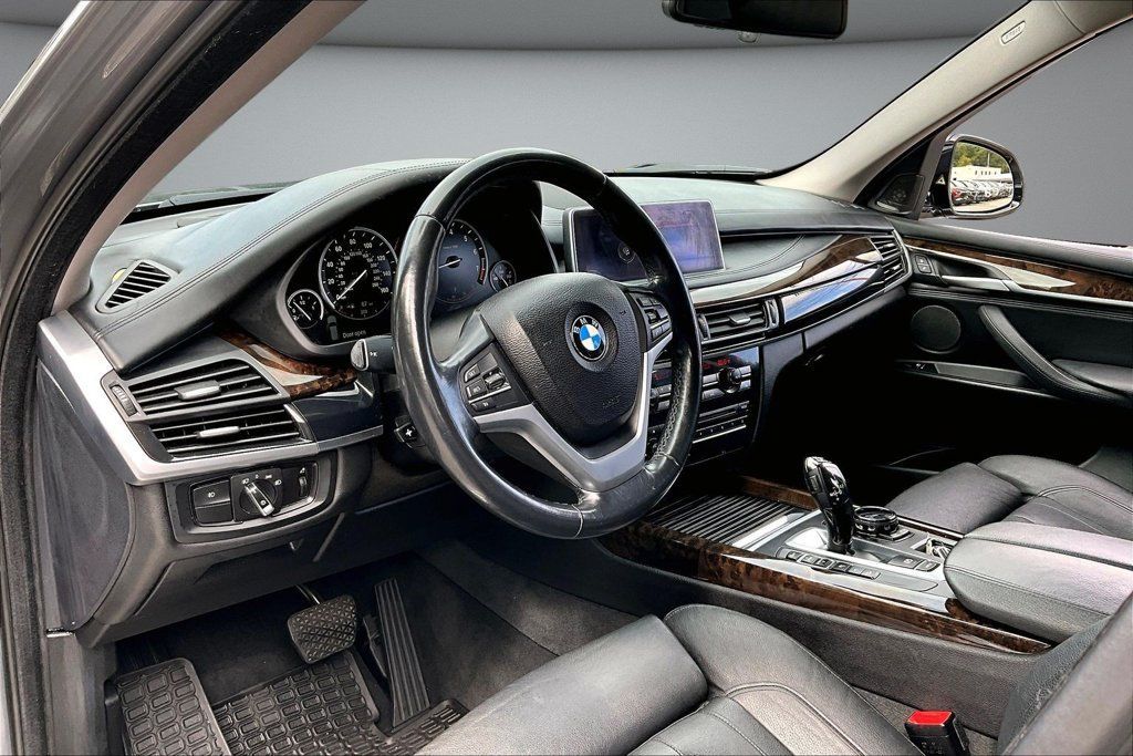 Used 2016 BMW X5 xDrive50i AWD/4WD image 17