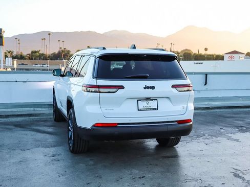 New 2026 Jeep Grand Cherokee L Limited AWD/4WD image 7