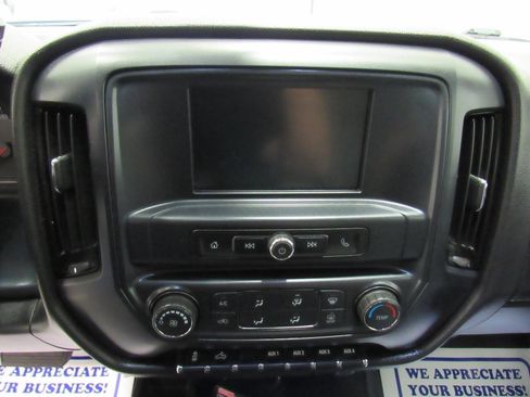 Used 2019 Chevrolet Silverado 2500 W/T image 39