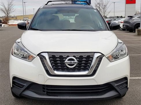 Used 2019 Nissan Kicks SV image 5