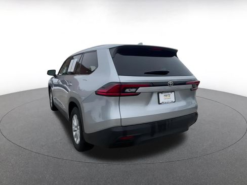 Used 2025 Toyota Grand Highlander FWD image 11