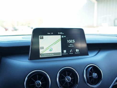 Used 2020 Kia Stinger GT2 image 21