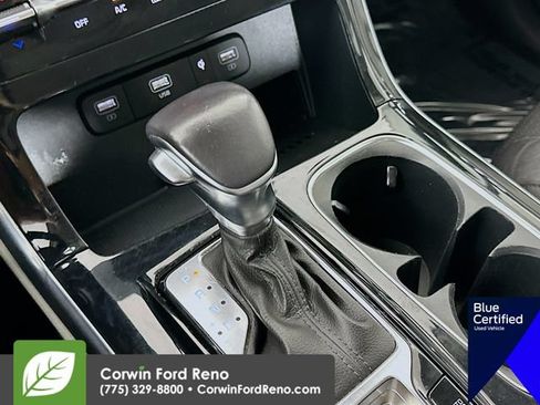 Used 2024 Kia Carnival SX Prestige FWD image 21