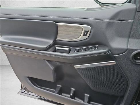 New 2026 Ford Expedition Max Platinum image 13