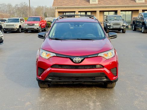 Used 2018 Toyota RAV4 LE w/ All Weather Liner Package AWD/4WD image 4