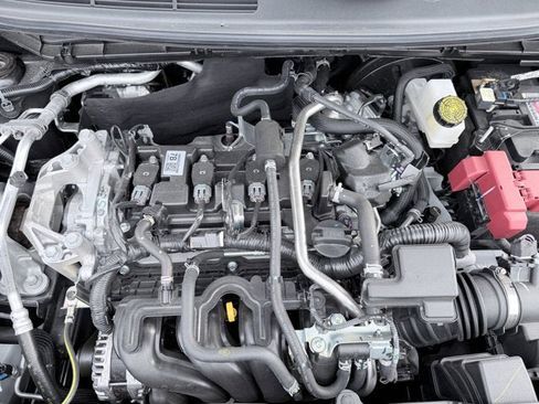 Certified 2025 Nissan Kicks SV image 23