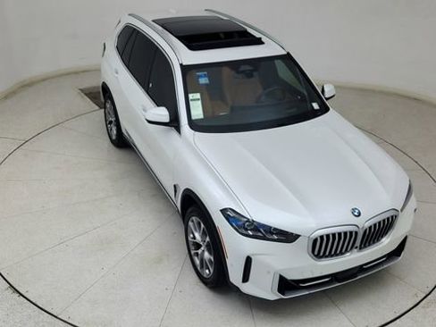 Used 2025 BMW X5 xDrive40i image 76