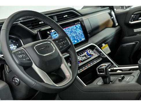 New 2026 GMC Sierra 1500 Denali w/ Denali Reserve Package AWD/4WD image 13