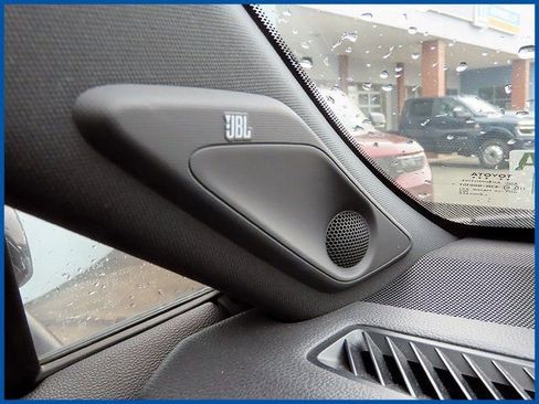 Used 2021 Toyota RAV4 XSE w/ Weather Package image 17