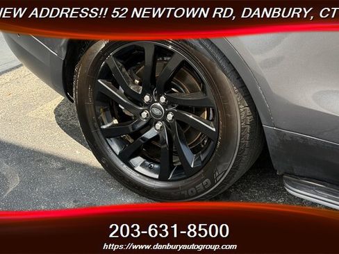 Used 2018 Land Rover Discovery HSE Luxury AWD/4WD image 12