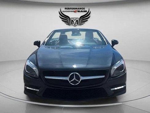 Used 2013 Mercedes-Benz SL 550 image 4