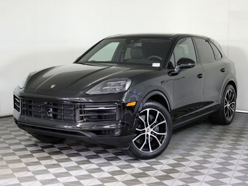 Certified 2026 Porsche Cayenne image 1