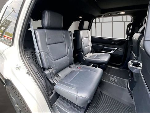 Used 2024 Toyota Sequoia Platinum image 27