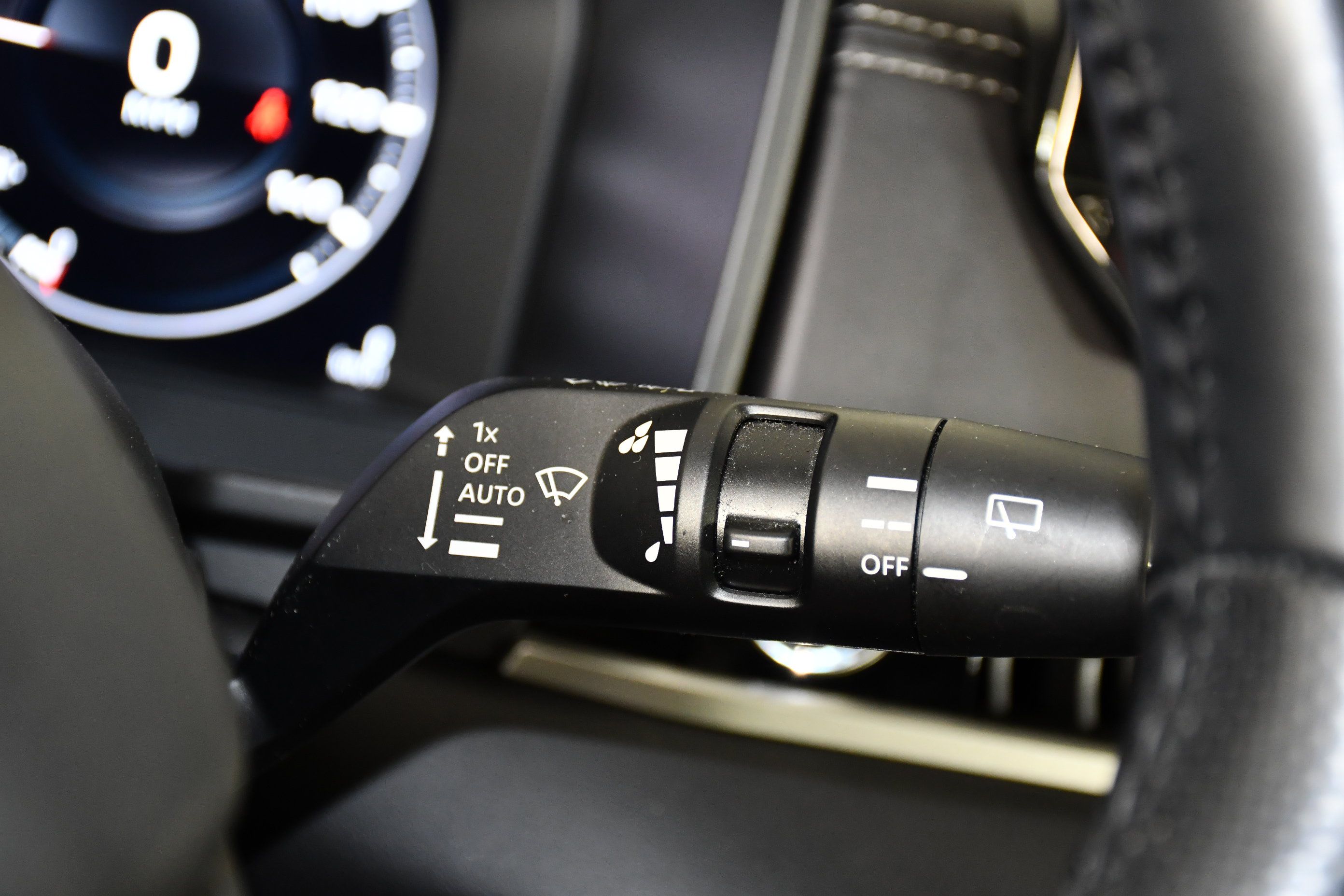 Used 2024 Mitsubishi Outlander SE AWD/4WD image 23