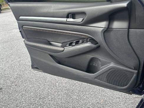 Certified 2023 Nissan Altima 2.5 SR image 15