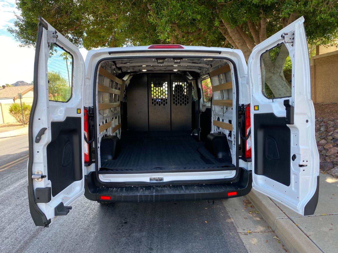Used 2025 Ford Transit 250 Low Roof w/ Exterior Upgrade Package RWD image 51