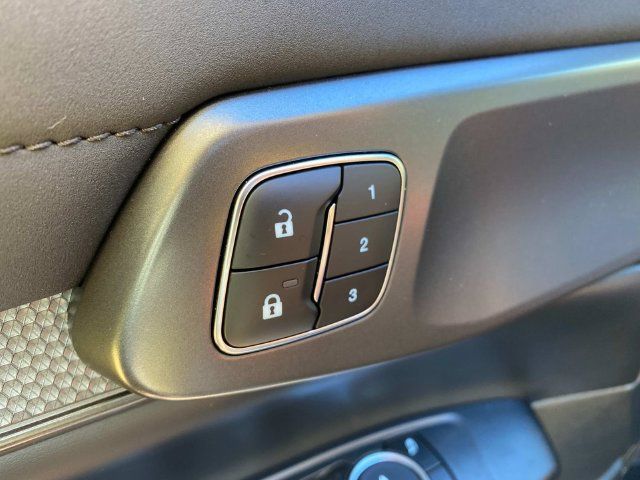 Used 2025 Ford Ranger Raptor AWD/4WD image 14