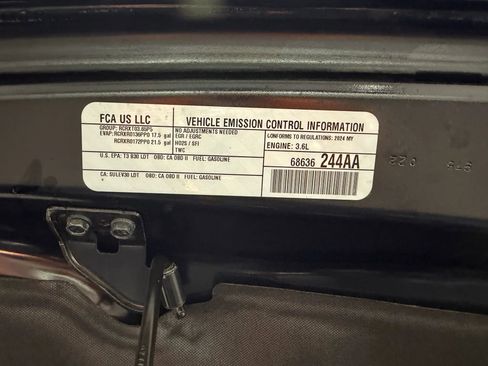 Used 2024 Jeep Wrangler Unlimited Rubicon image 66