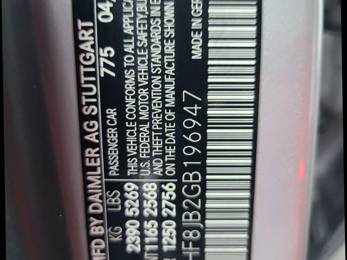 Used 2016 Mercedes-Benz E 350 4MATIC Sedan image 3