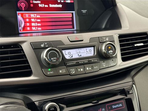 Used 2014 Honda Odyssey EX-L image 23