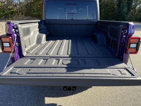 New 2026 Jeep Gladiator Willys image 9