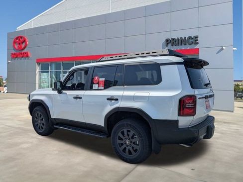 New 2027 Toyota Land Cruiser w/ Premium Package AWD/4WD image 5
