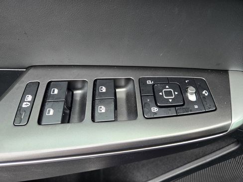 Certified 2023 Kia EV6 Light image 25