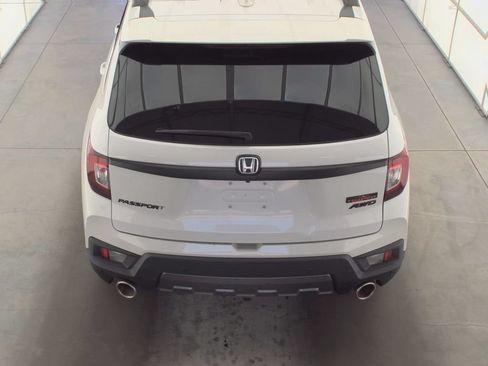 Used 2023 Honda Passport TrailSport image 6