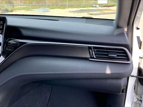 Certified 2022 Toyota Camry XSE image 17