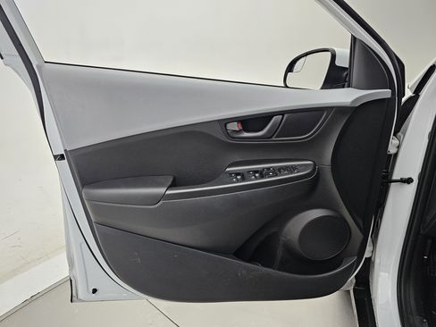 Used 2020 Hyundai Kona SE image 10