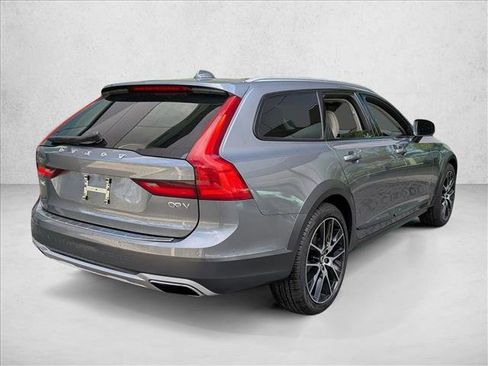 Used 2020 Volvo V90 T6 Cross Country w/ Protection Package Premier AWD/4WD image 5